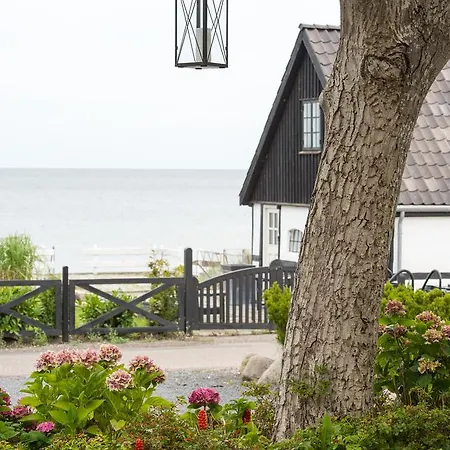 Penzion By The Sea *