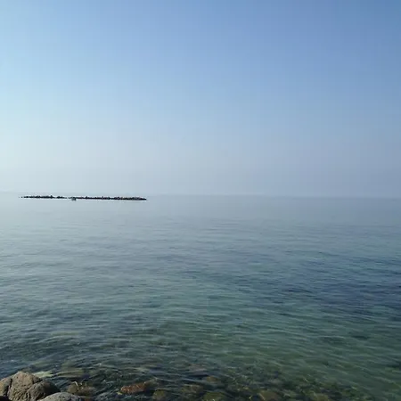 By The Sea Penzion *